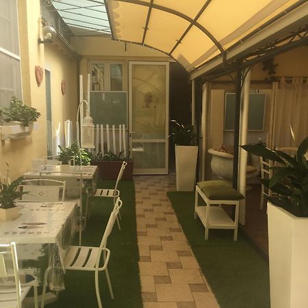 Hotel Internazionale Viareggio Kültér fotó