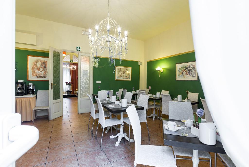 Hotel Internazionale Viareggio Kültér fotó